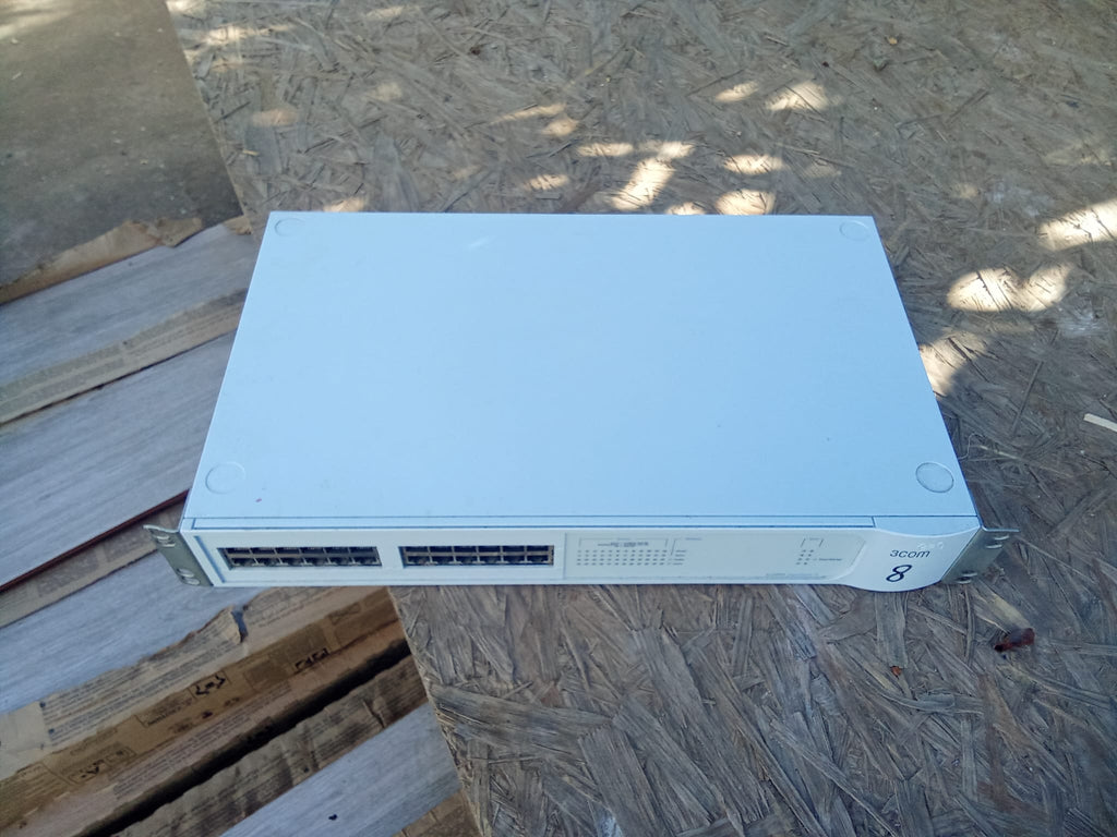 Switch 3COM SuperStack 3 | 24 Portas (Gama Industrial)